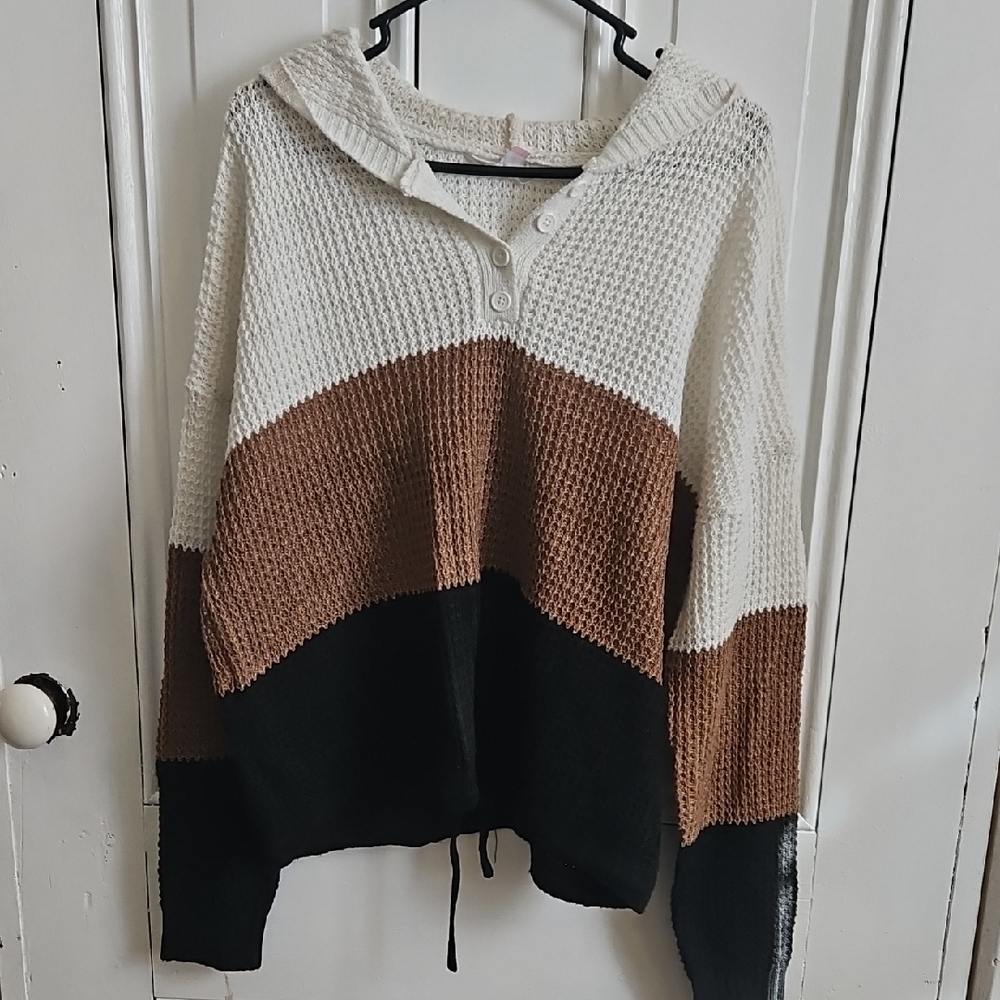 No Boundaries Women's Cowl Neck Sweater - Cream, Brown, and Black